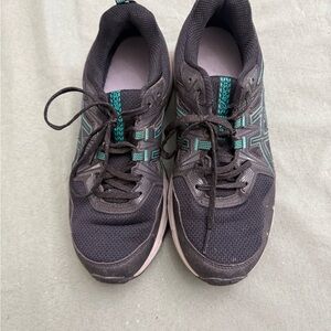 Asics Women's Black and Teal Running Shoes